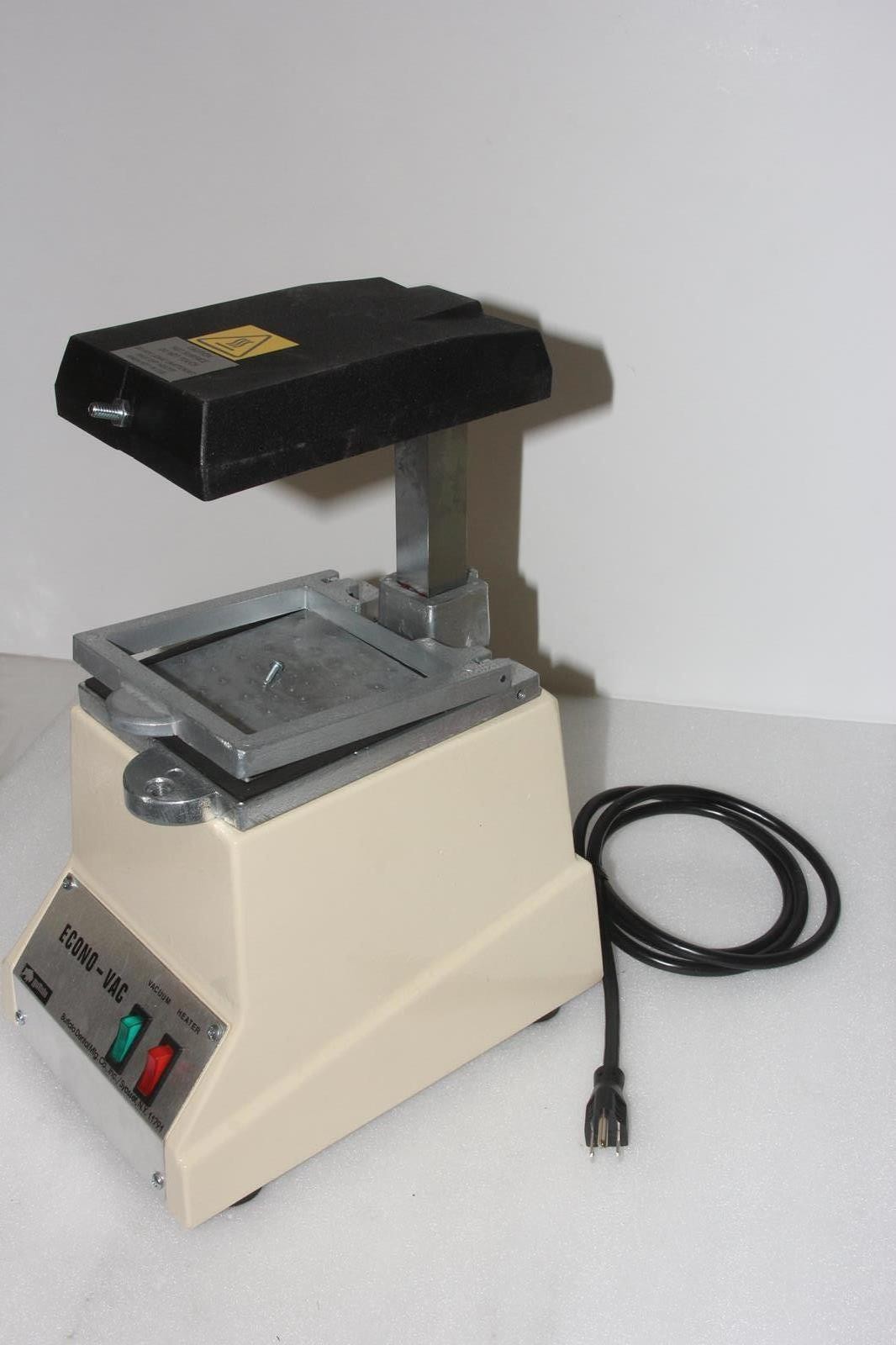 BUFFALO 80186 120VAC Econo-Vac Vacuum Forming Machine