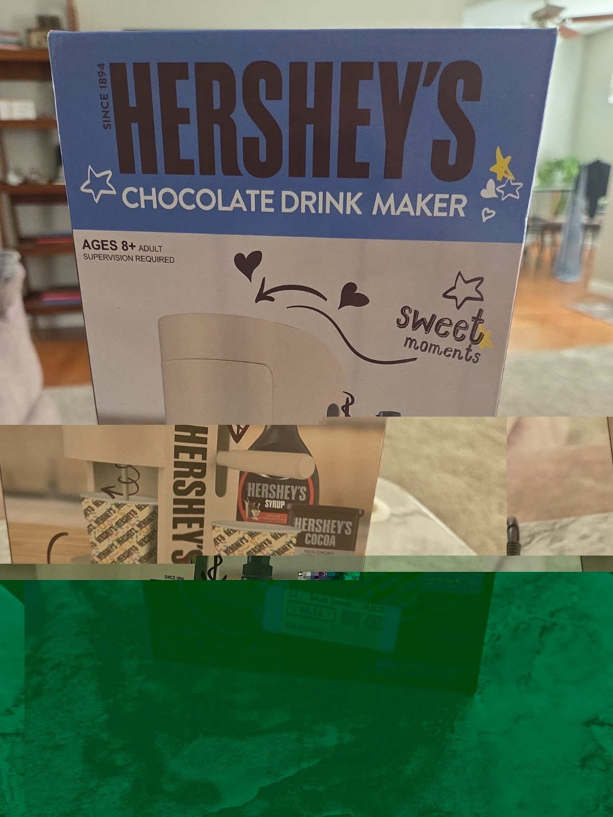 Hershey's Chocolate Drink Maker with 2 Cups - New open box