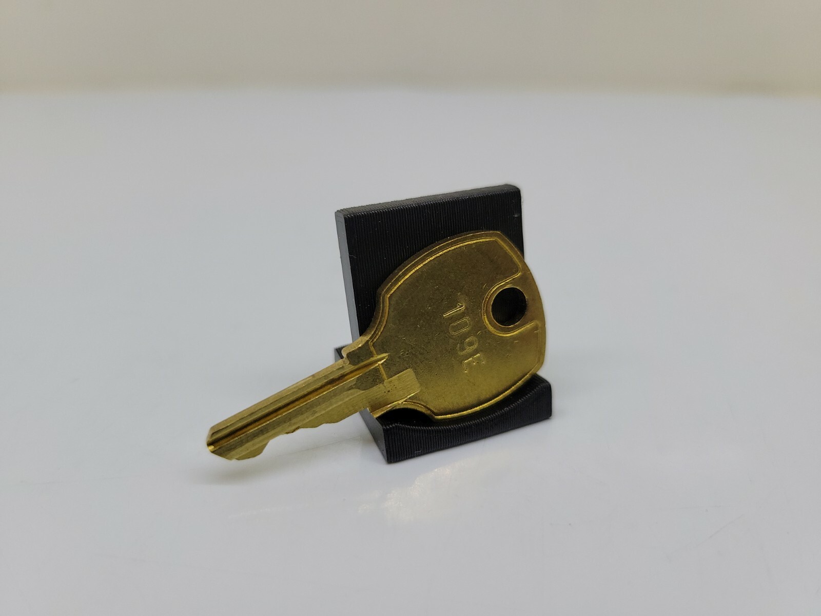 CompX National Key 109E Replacement File Cabinet Desk Drawer Lock Brass Key