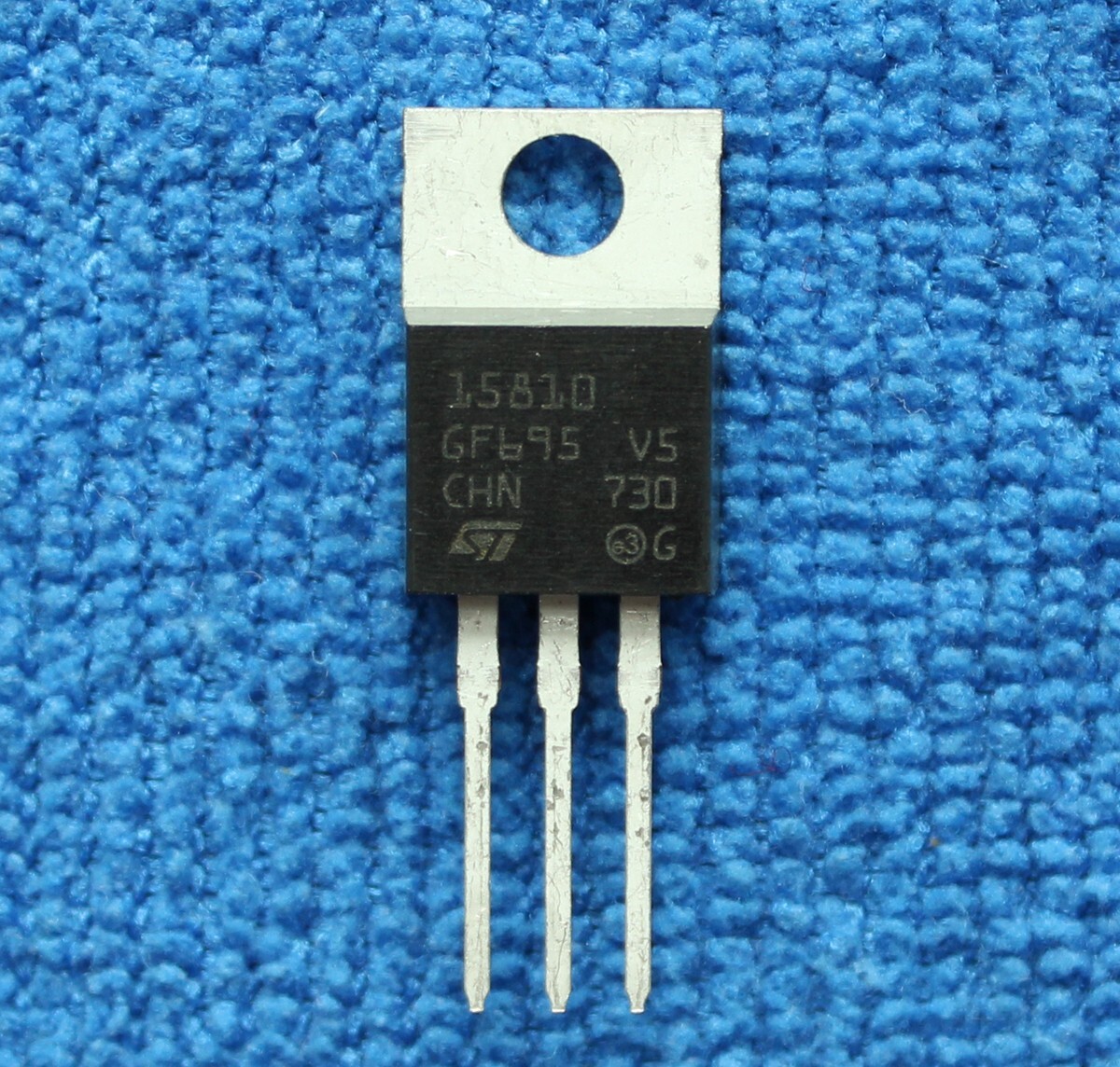 10pcs 15810 STP15810 Integrated Circuit IC TO-220