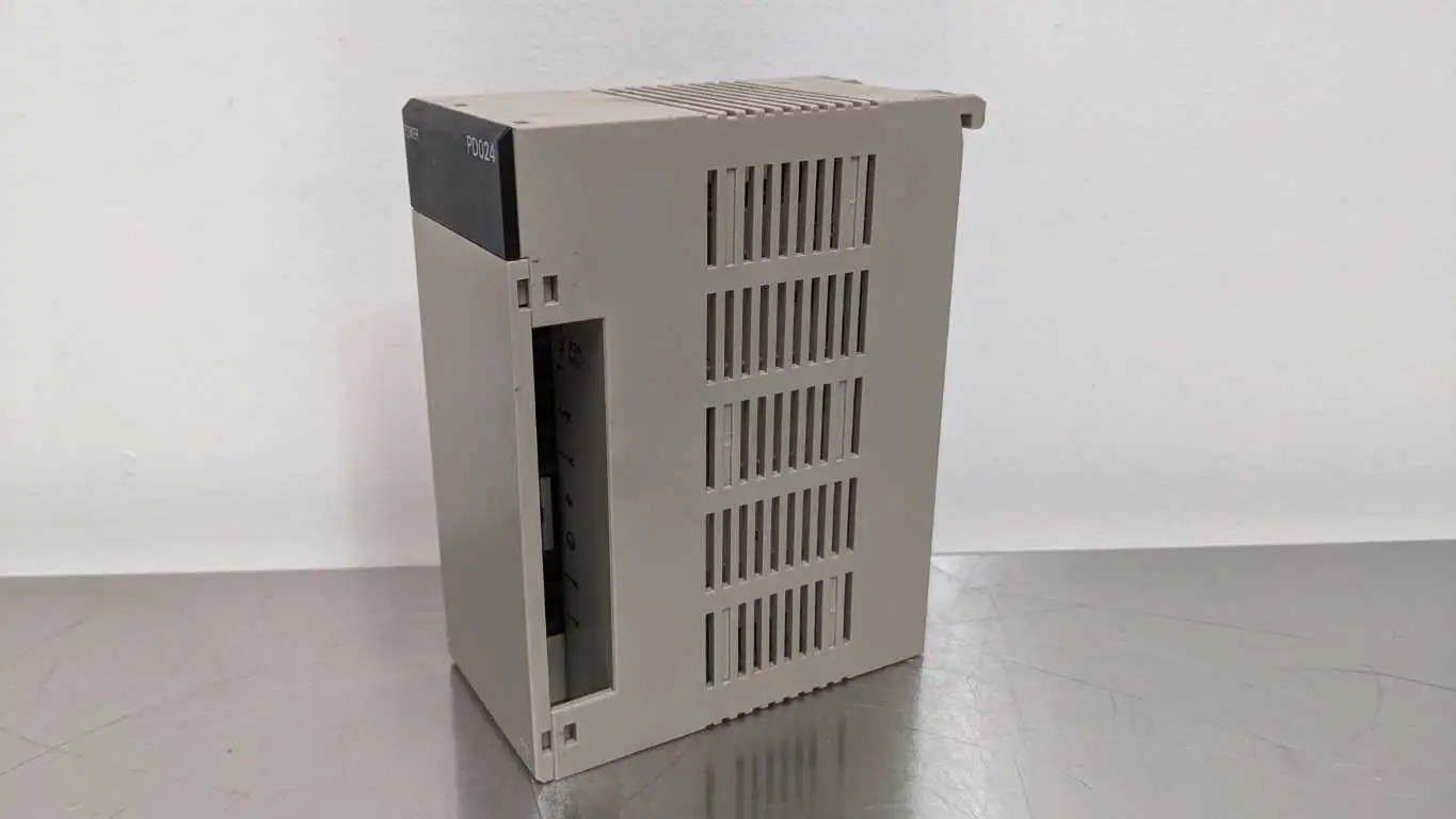 Omron C200HW-PD024 Power Supply Unit 24VDC