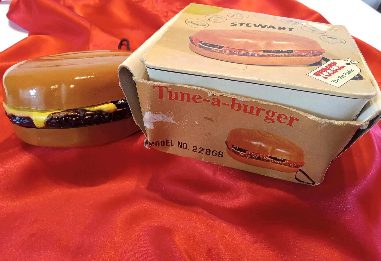 1970s Vtg Cheeseburger Novelty AM Transistor Radio 9V BOXED Hong Kong Works!
