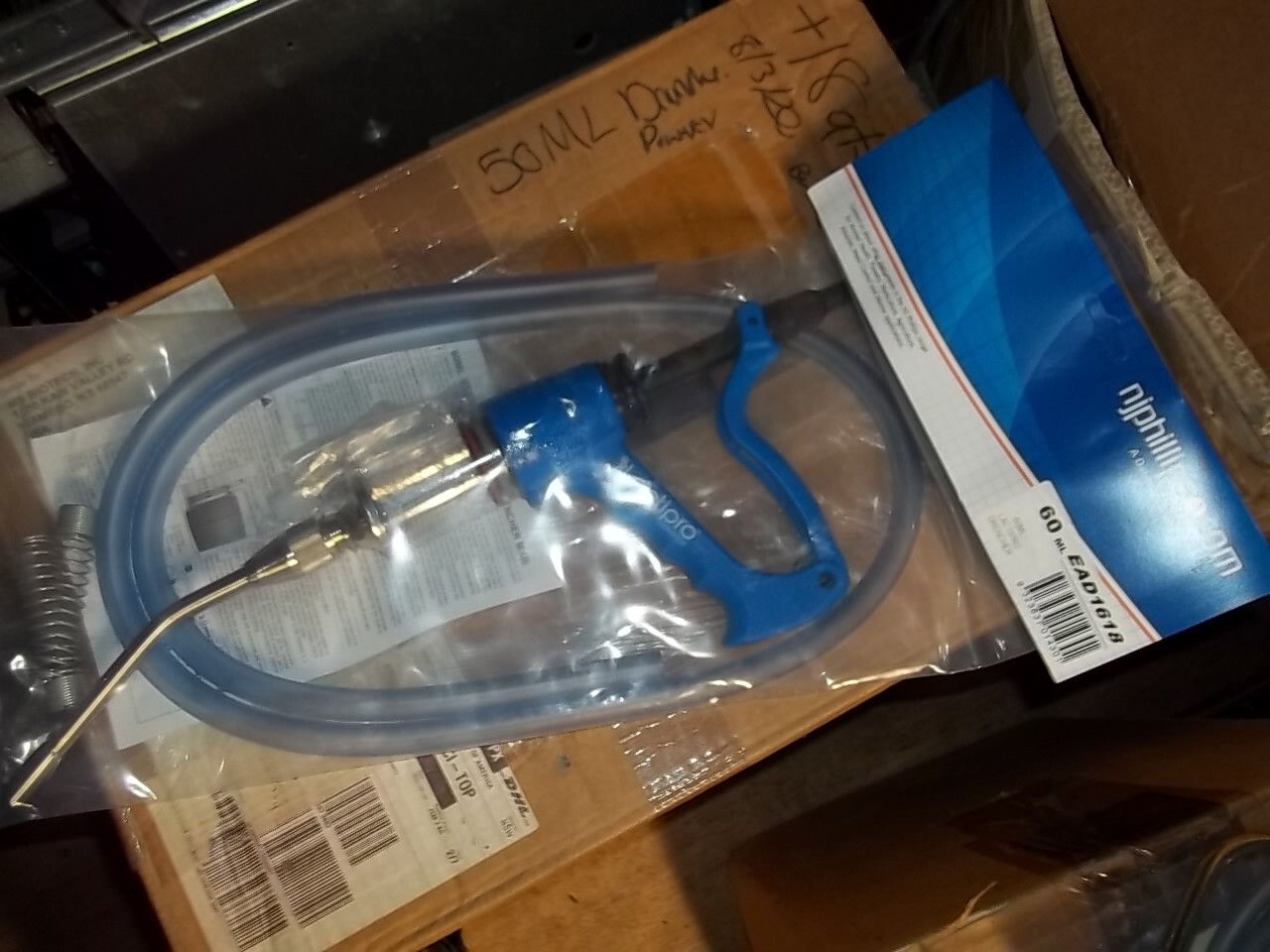 NJ Phillips  Variable Automatic Hook 60ml Cattle Drencher EAD1618  Loc T
