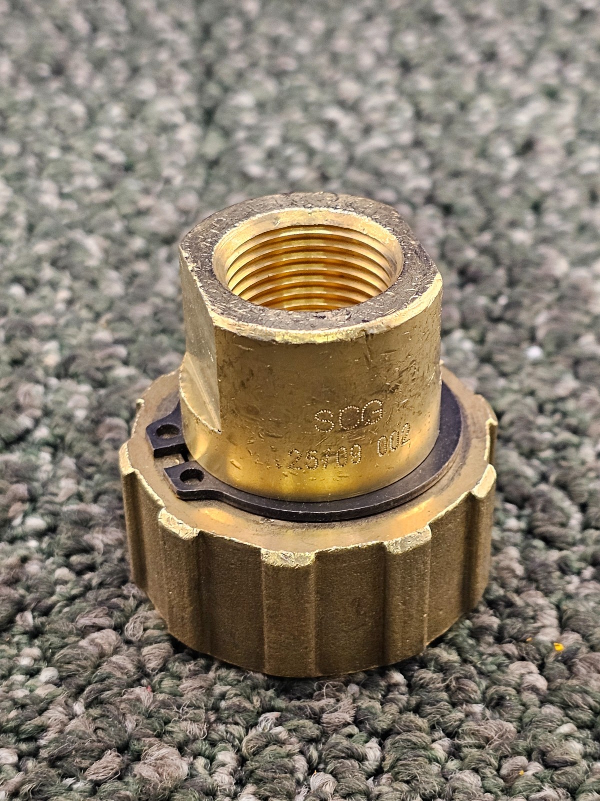 SCG 41UT FT-4020: COUPLING FEMALE POL X 1-1/2" ACME THREAD