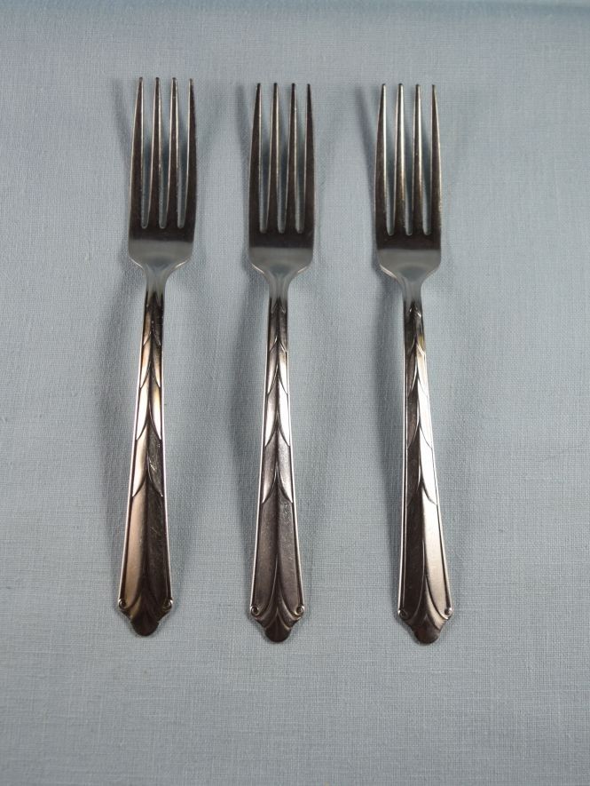 Ekco Stainless USA KENILWORTH  3 Dinner Forks 7 1/2"