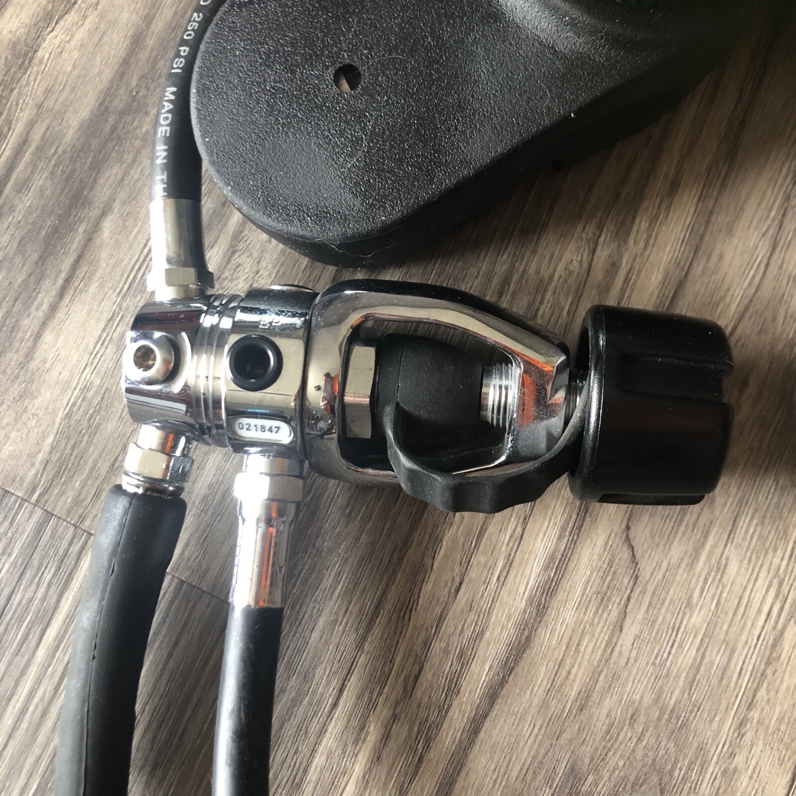 Tusa Dive Vest and Regulator Set