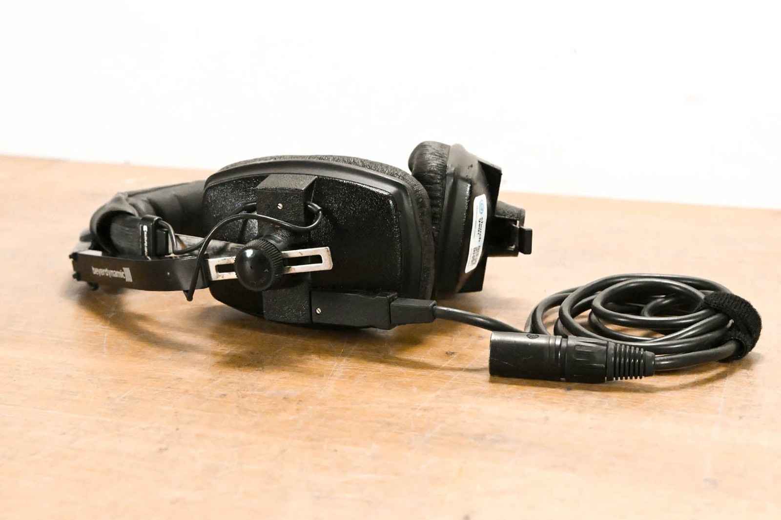Beyerdynamic DT 109 Dual-Ear Headset with Dynamic Mic CG011EC