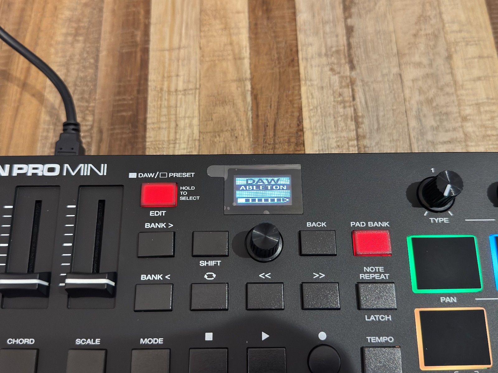 M-Audio Oxygen Pro Mini - 32-Key USB MIDI Controller