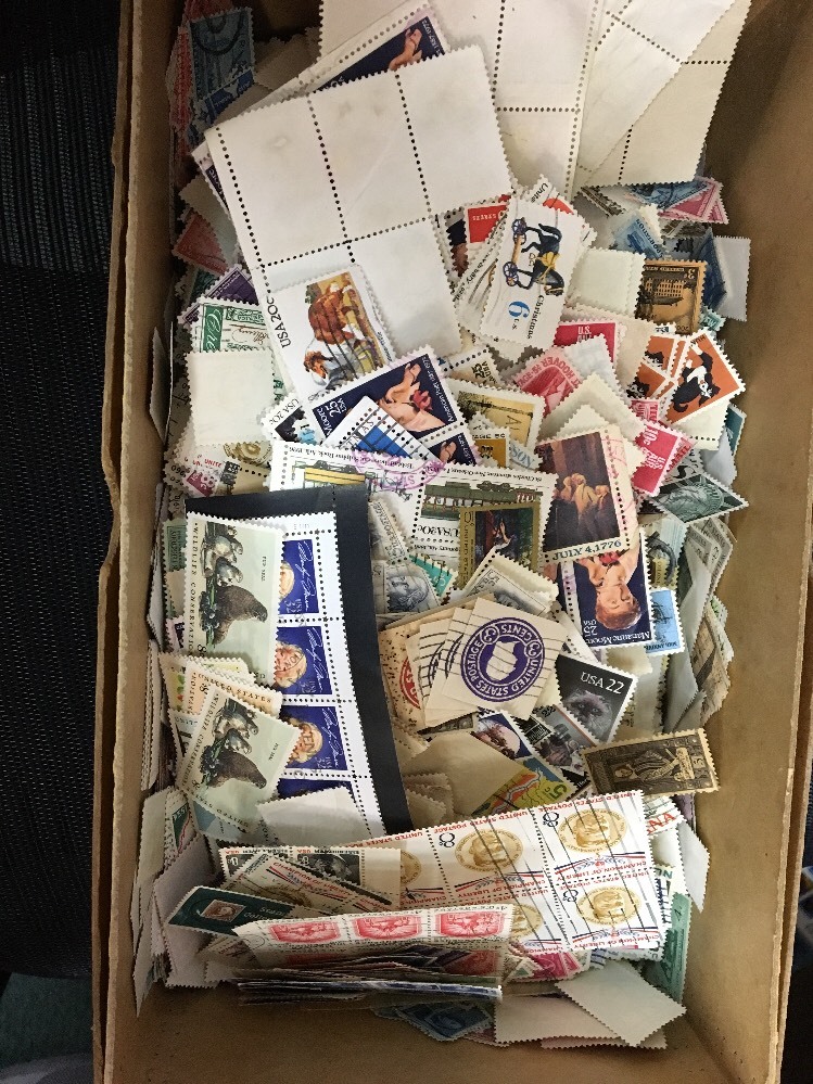 Used Off Paper.  U.S. Mixture. Over 5000 Stamps. A Very Nice Assortment.