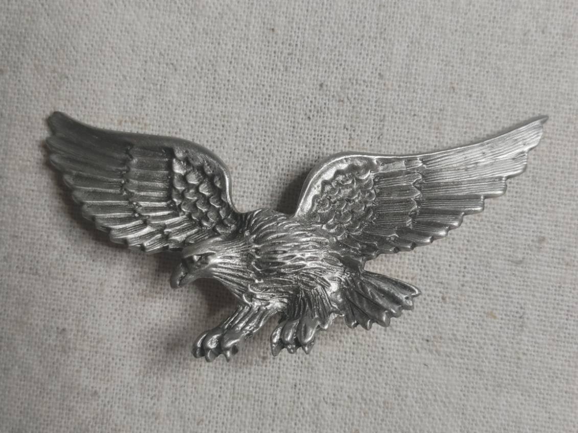 Vintage Military Garrison Cap Eagle Insignia Badge Slide On Emblem Stamped 962