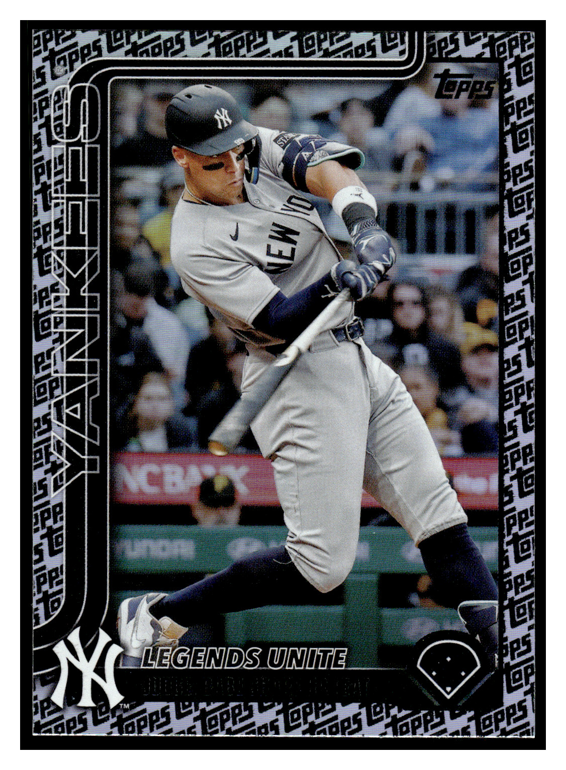 2025 Topps Update Fanatics Logo Foil - Complete Your Set