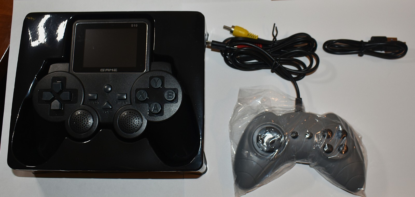 Controller Gamepad Digital Game Controller, Game Player with 520 Classic Games