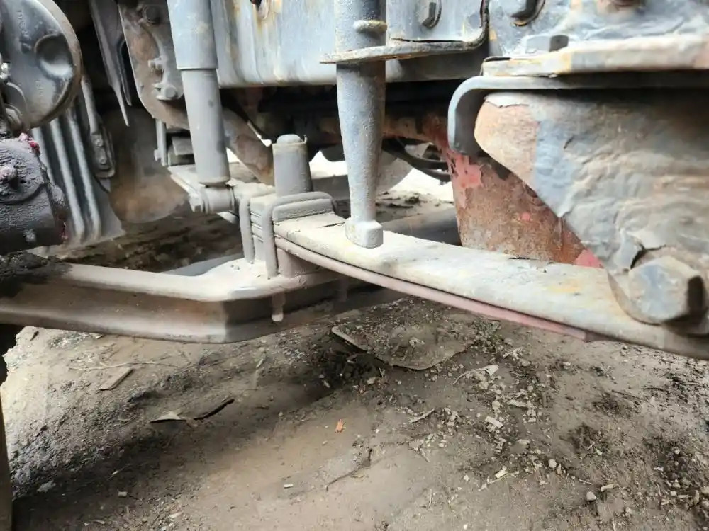 (Used) 2014 Freightliner Cascadia 125, FRONT LEAF SPRINGS Front Leaf & Springs