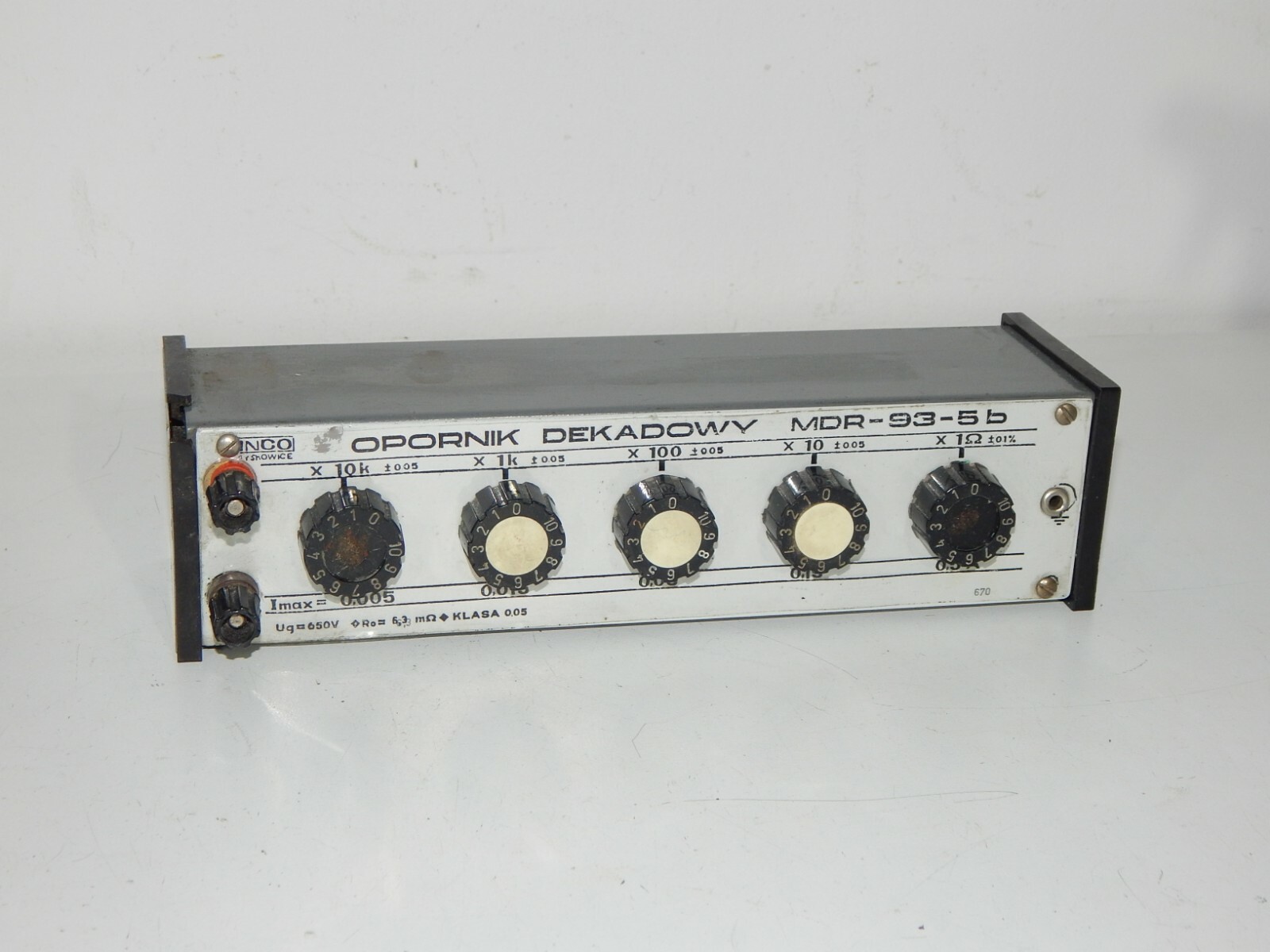 Resistance box MDR-93-5b 0-100 kOhm class 0.05 decade resistance box 0-111110