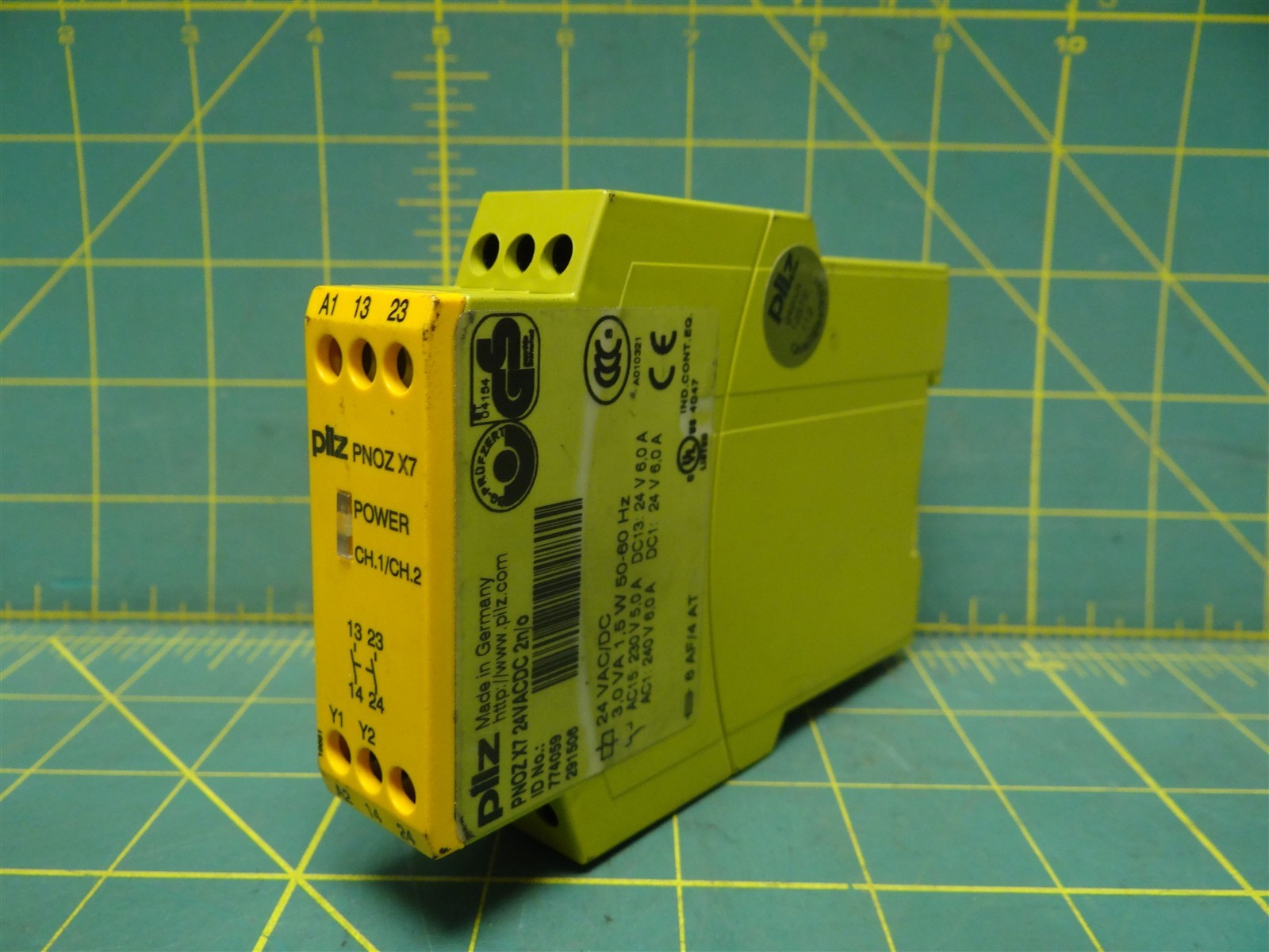 Pilz 774059 PNOZX7 Safety Relay Module 24VAC/DC 2N/O DIN Rail Mounting IP40