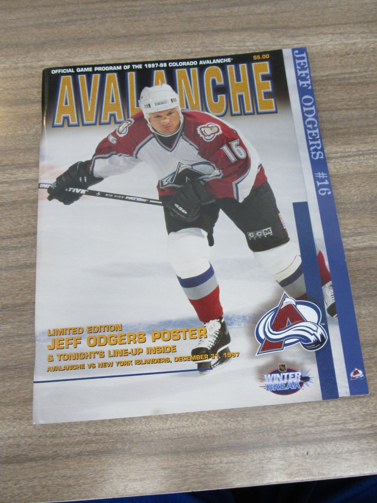 1997-98 Avalanche vs. Islanders  Program 12/31/97 Francois Leroux w/ Roster Card