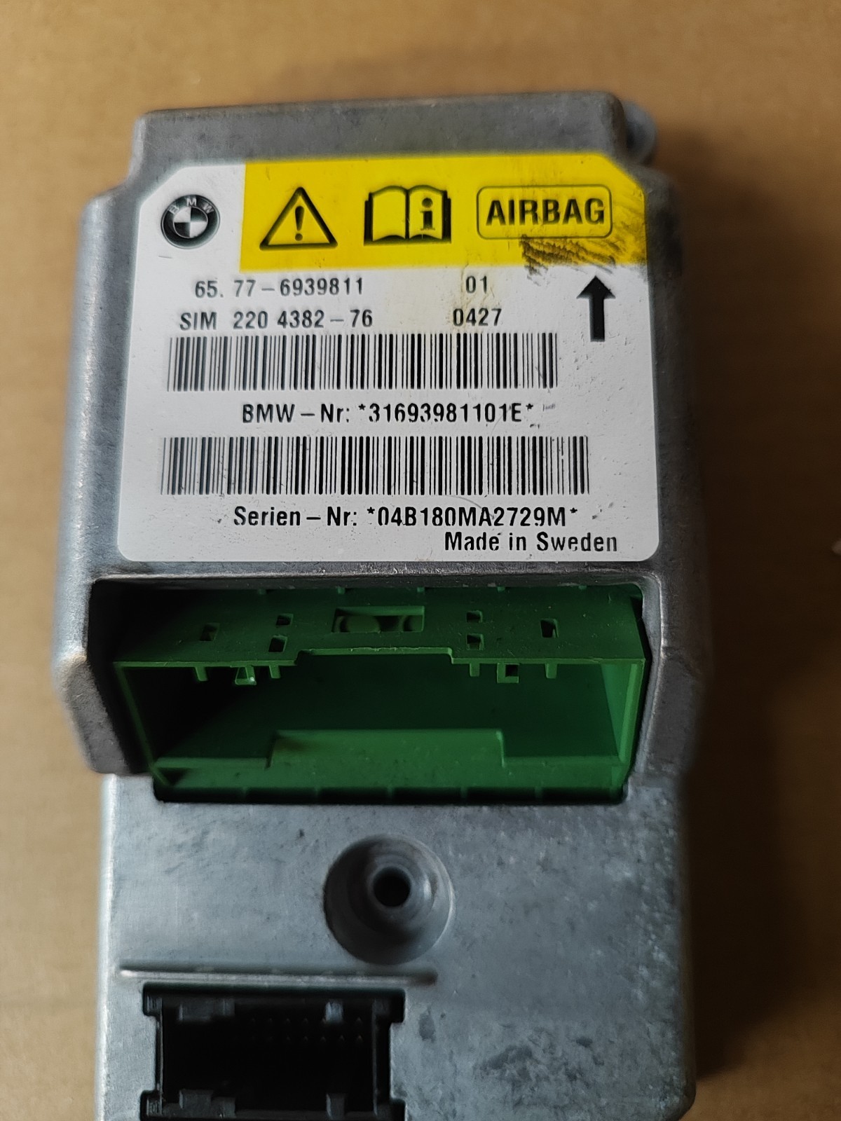 BMW Z4 E85 Safety Information Module 65 77 6939811