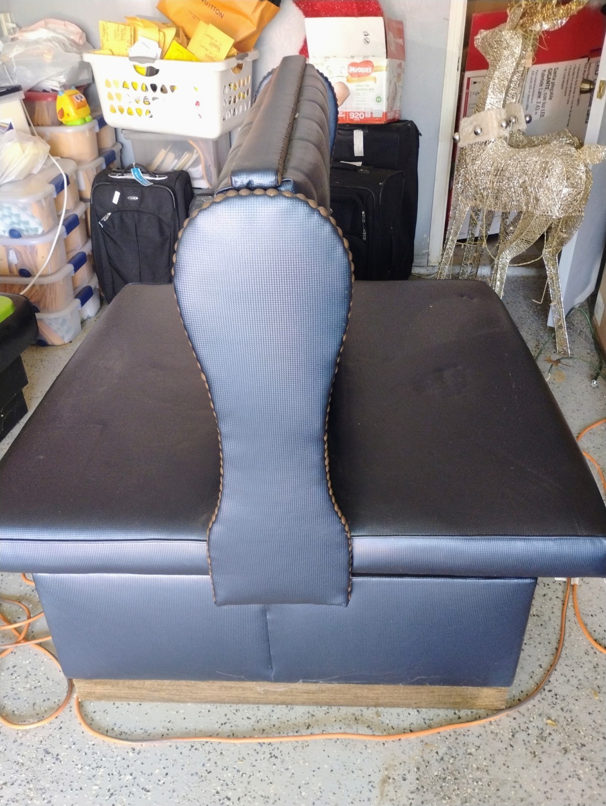 Dining chairs & Blue colored booth chairs (Used)