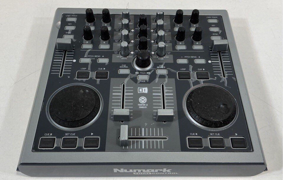 Numark Total Control Dj Controller