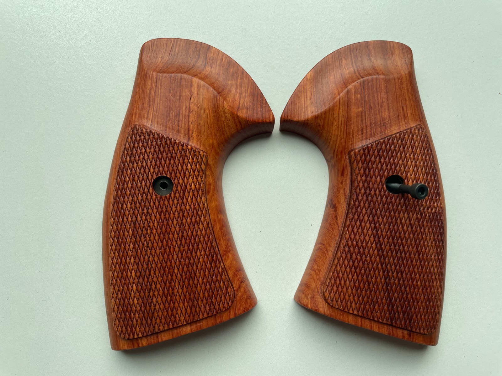 New Grips For Colt D frame Short butt DIAMOND BACK Police positive