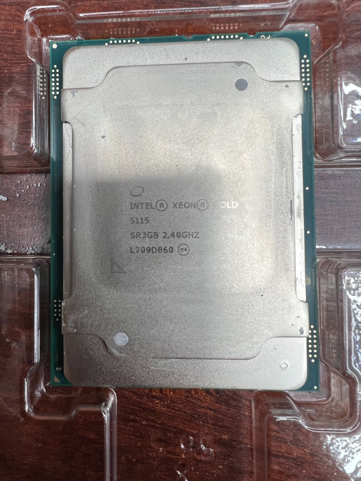 Intel Xeon Gold 5115 2.40Ghz 10 Core 13.75MB LGA3647 CPU SR3GB