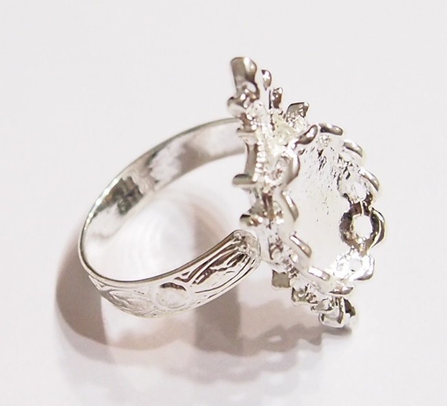 6 - 14x10mm Shiny Silver Victorian Deco Lefleur Design Adjustable Ring Settings