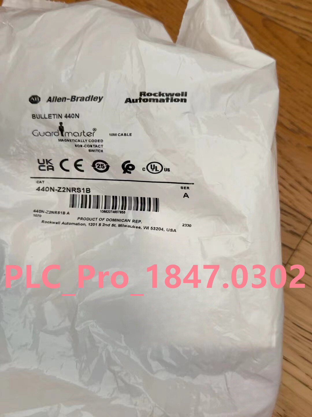 1PCS New  440N-Z2NRS1B Guardmaster 440N Non Contact Switch