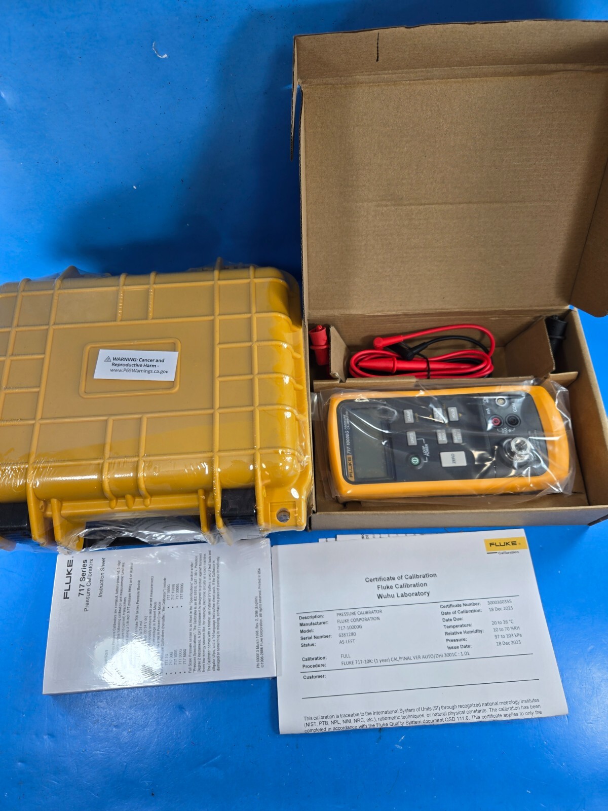 Fluke 717 10000G 10,000 10k PSI Pressure Calibrator, New