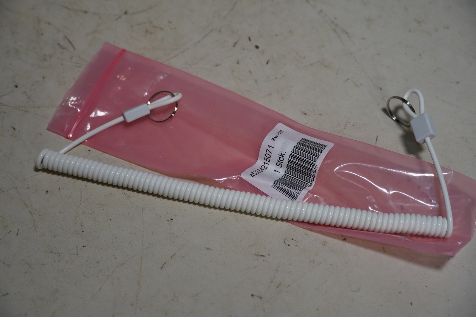 Philips 453564215071 coiled lanyard for 865244 Intellivue Remote Control Kit