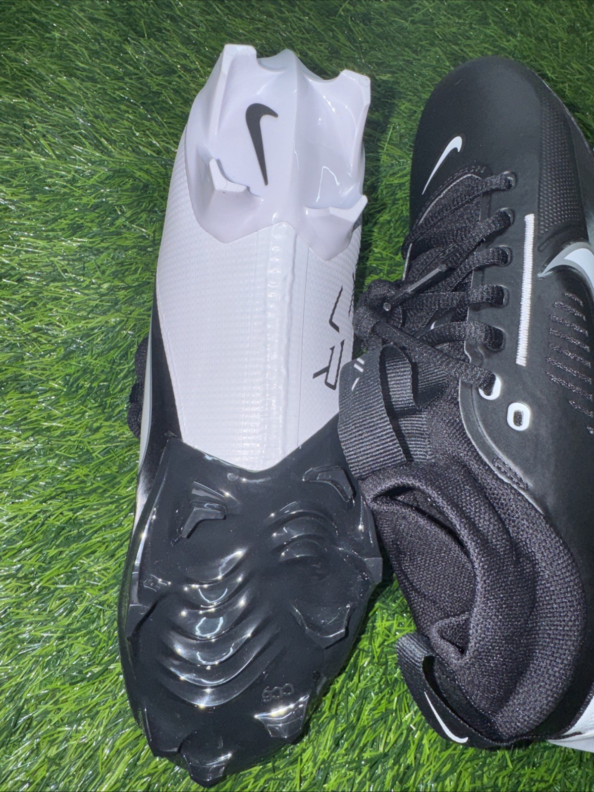 Nike Vapor Edge Pro 360 2 Football Cleats Men Size 13 Black White DA5456-001