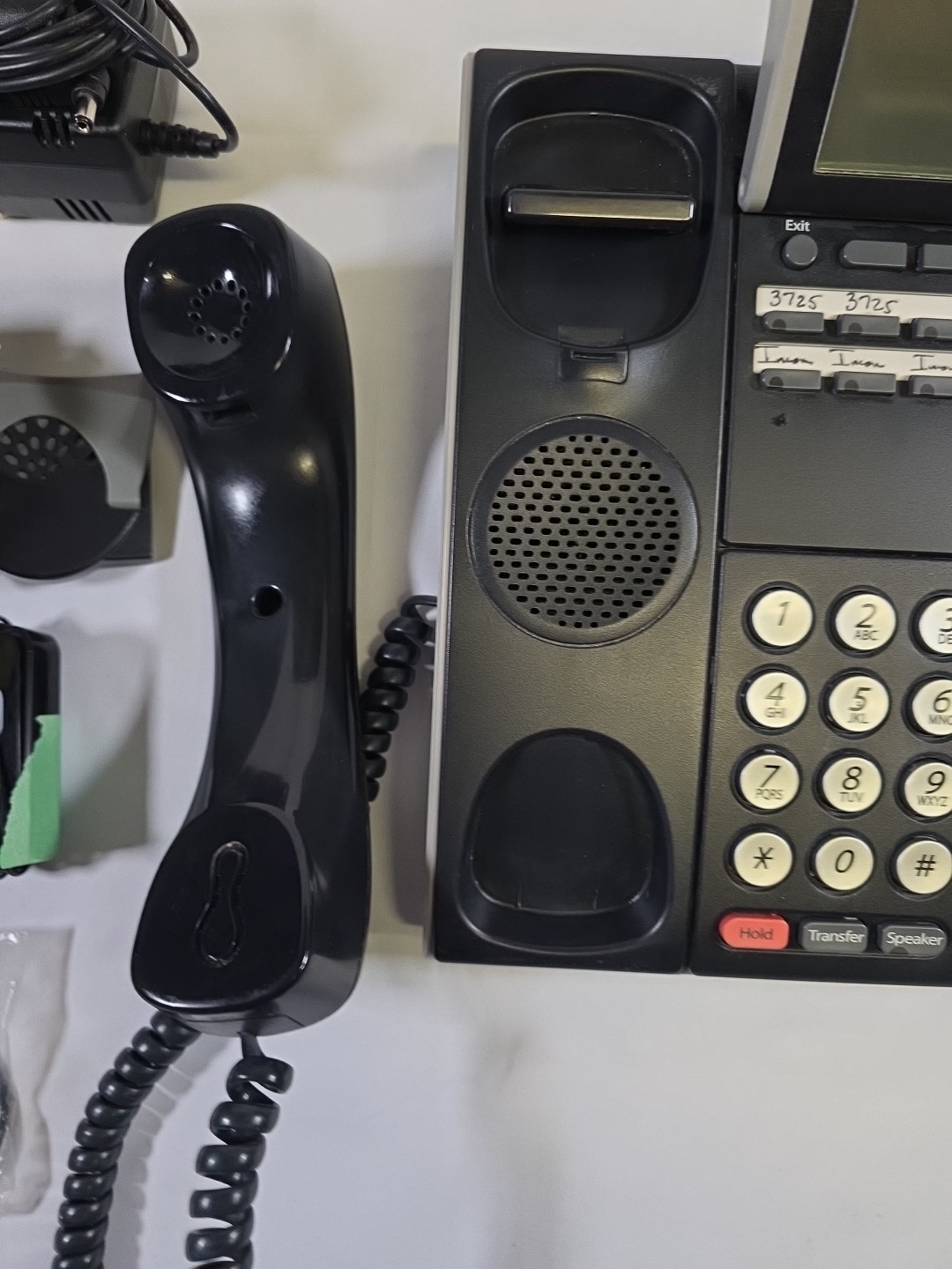 NEC ITL-12D-1(BK)TEL ILV(XD)Z-Y(BK) Lot# K26DMF-G Business Phone Plus Acc.