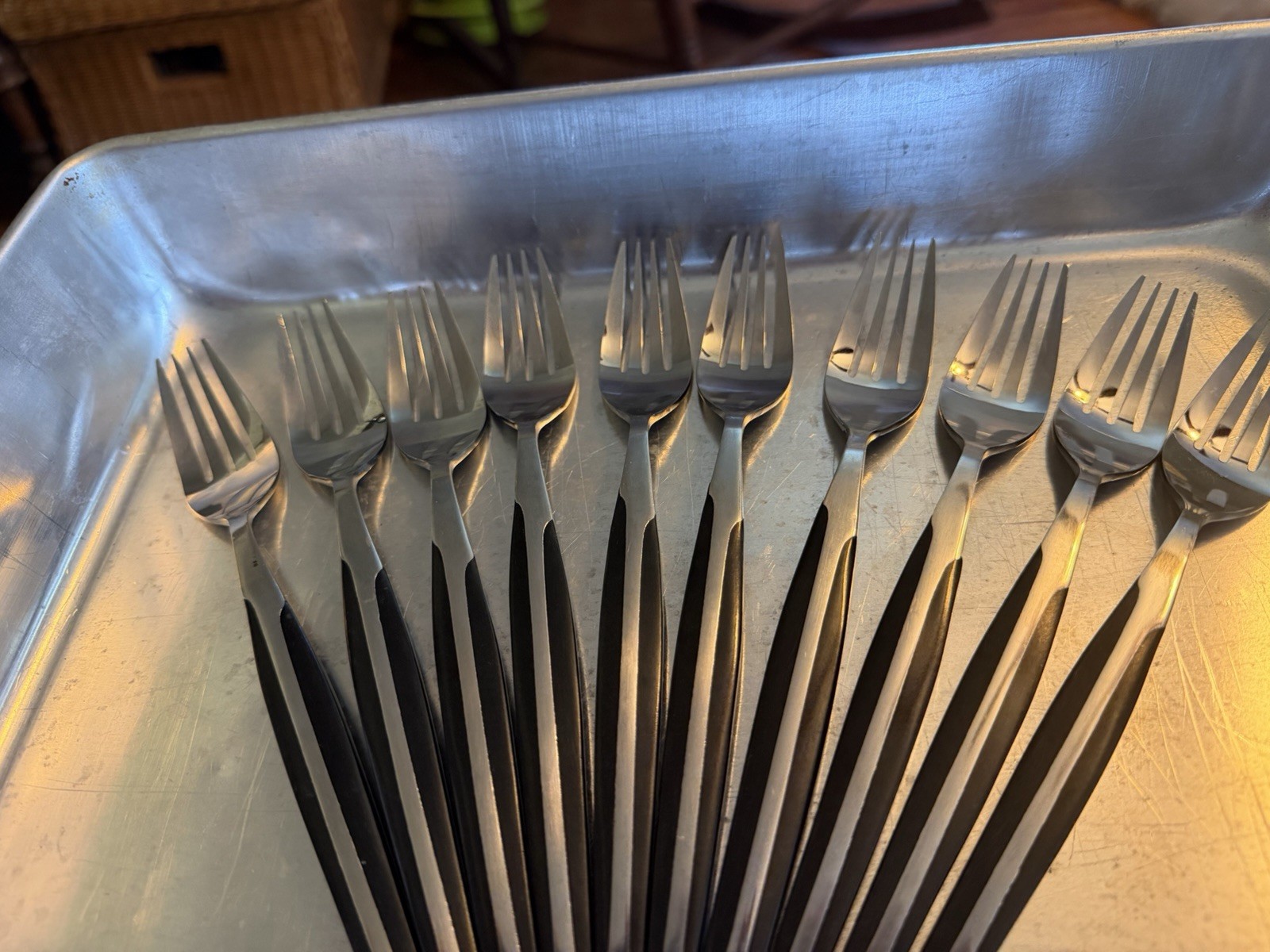 10 ELDAN - ELD2 - BLACK and Stainless Dinner Forks