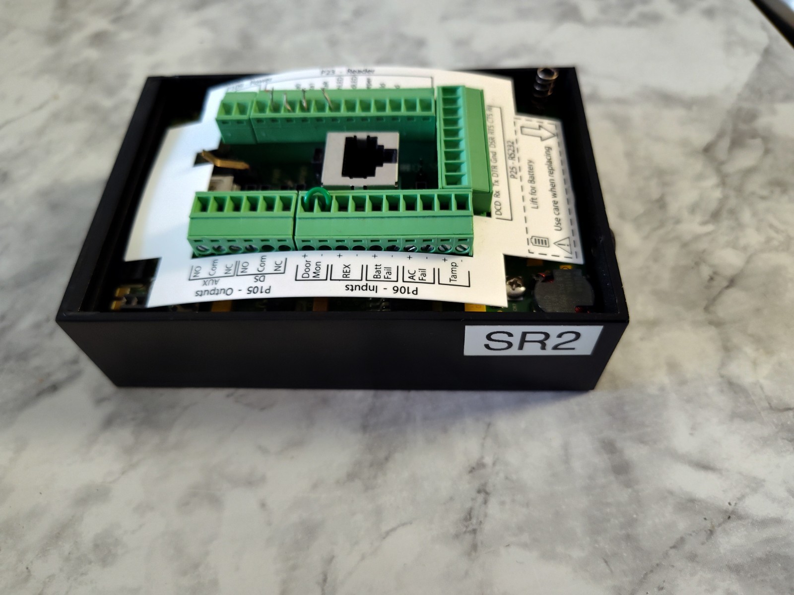 HID EdgePlus Solo ES400 83000BKE IP-based Controller