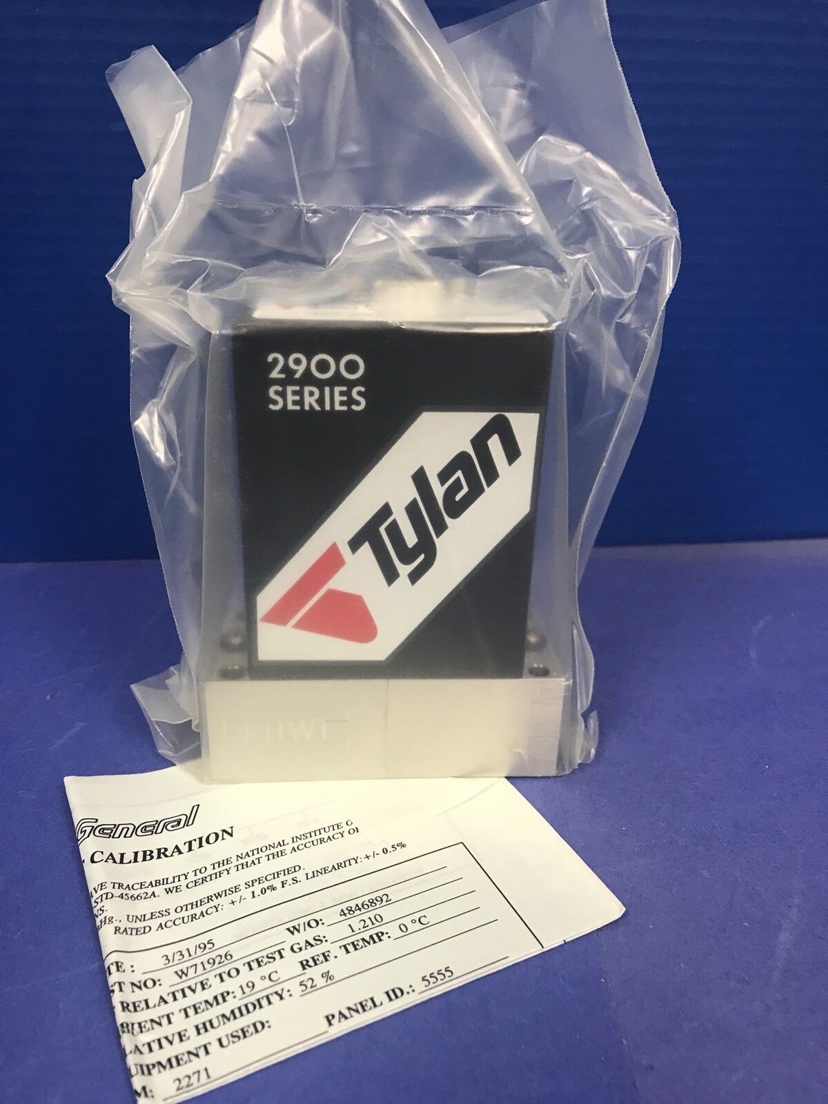 Tylan 2900 MFC Mass Flow Controller  CL2, 200 SCCM, Block Mount, Rfrb