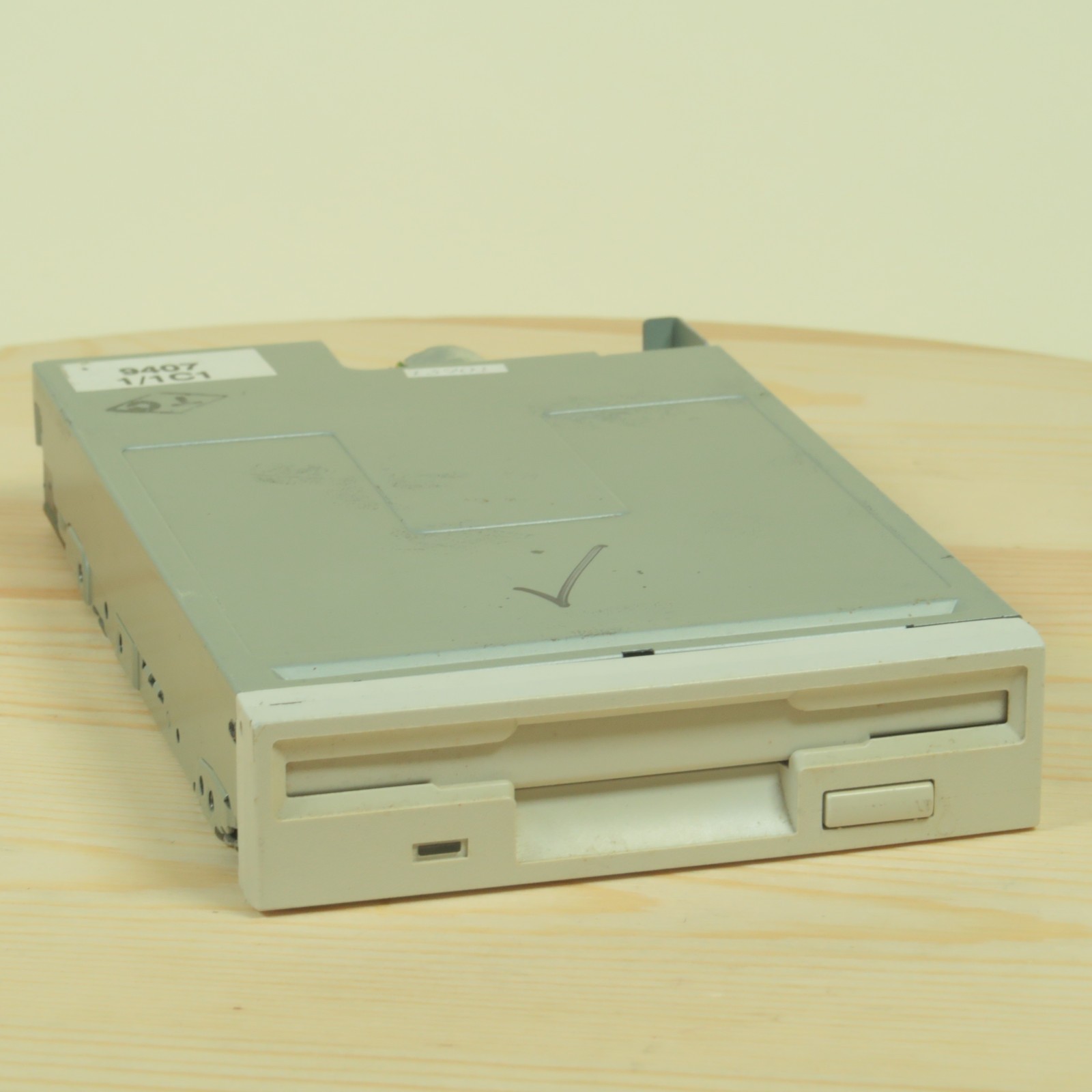 Sony MPF420-1 3.5" IDE Floppy Disk Drive FDD Internal 34 Pin Beige