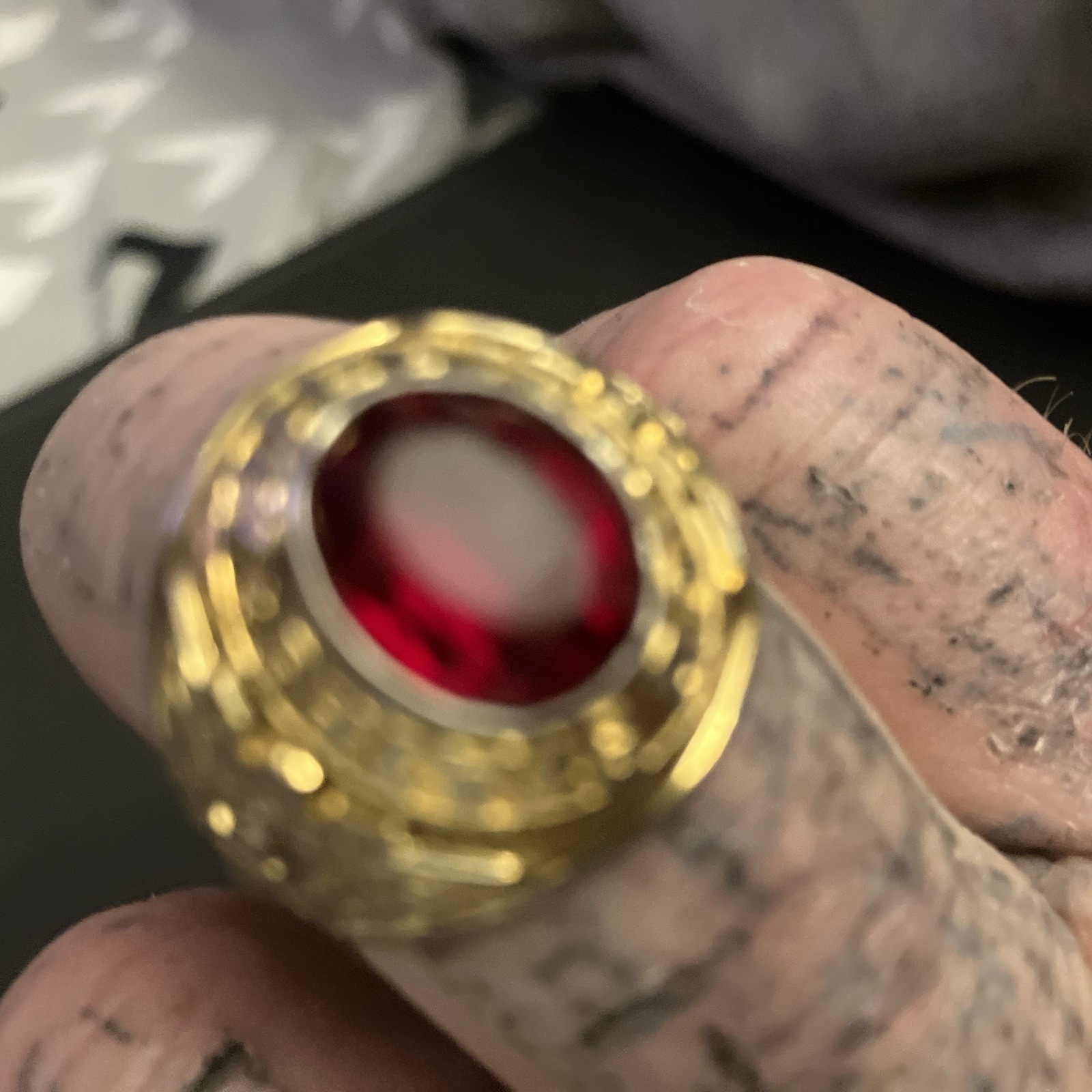 UINTED STATES ARMY RUBY RED STONE GOLD PLATED RING