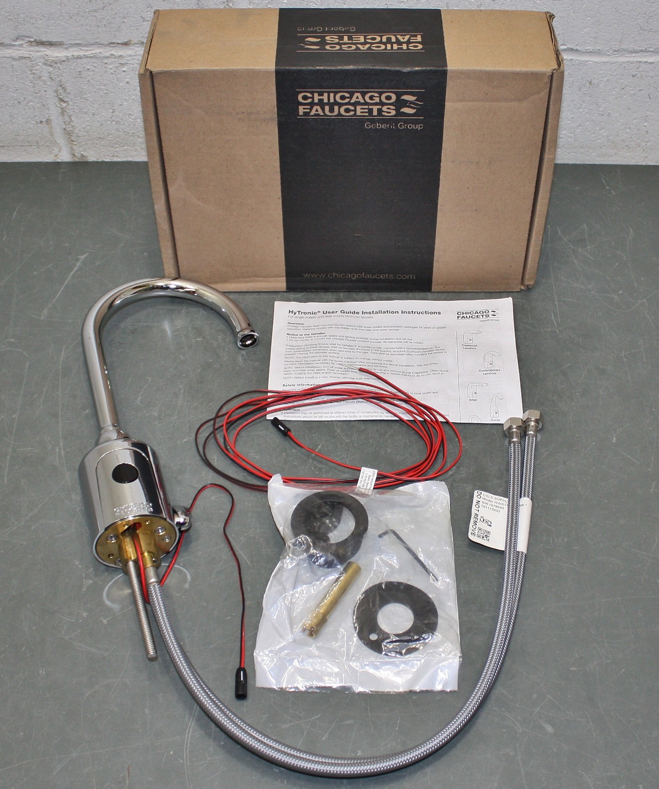 Chicago HyTronic Bathroom Sensor Faucet WWG116.429.AB.1T, Deck Mount, 1 Hole