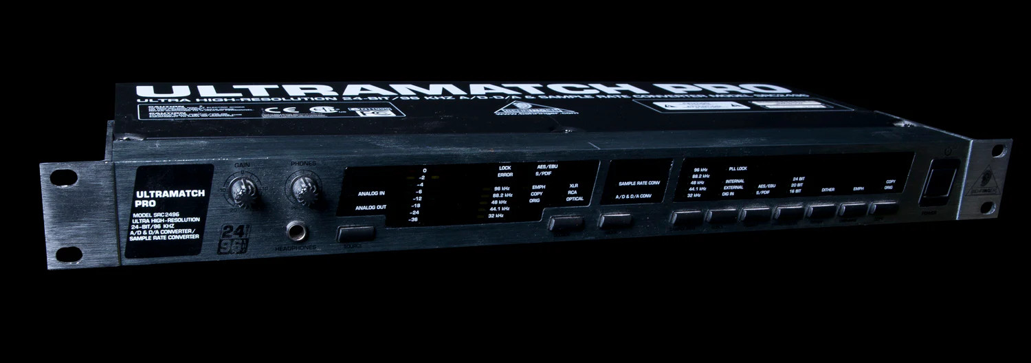 Behringer DEQ2496 Ultracurve Pro Mastering Processor