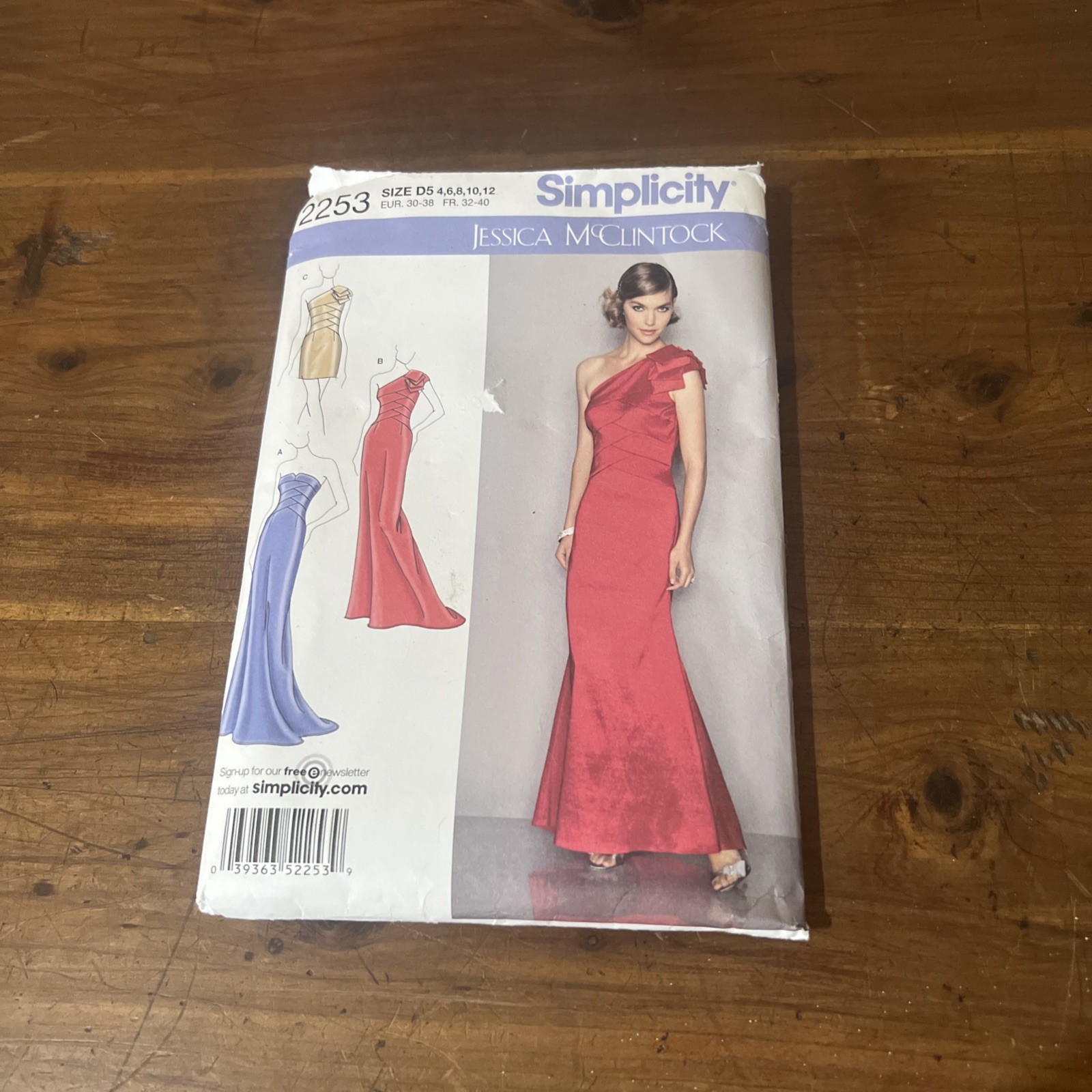 Simplicity 2253 Jessica McClintock Misses Evening Dress 2 Lengths 4,6,8,10,12 FF