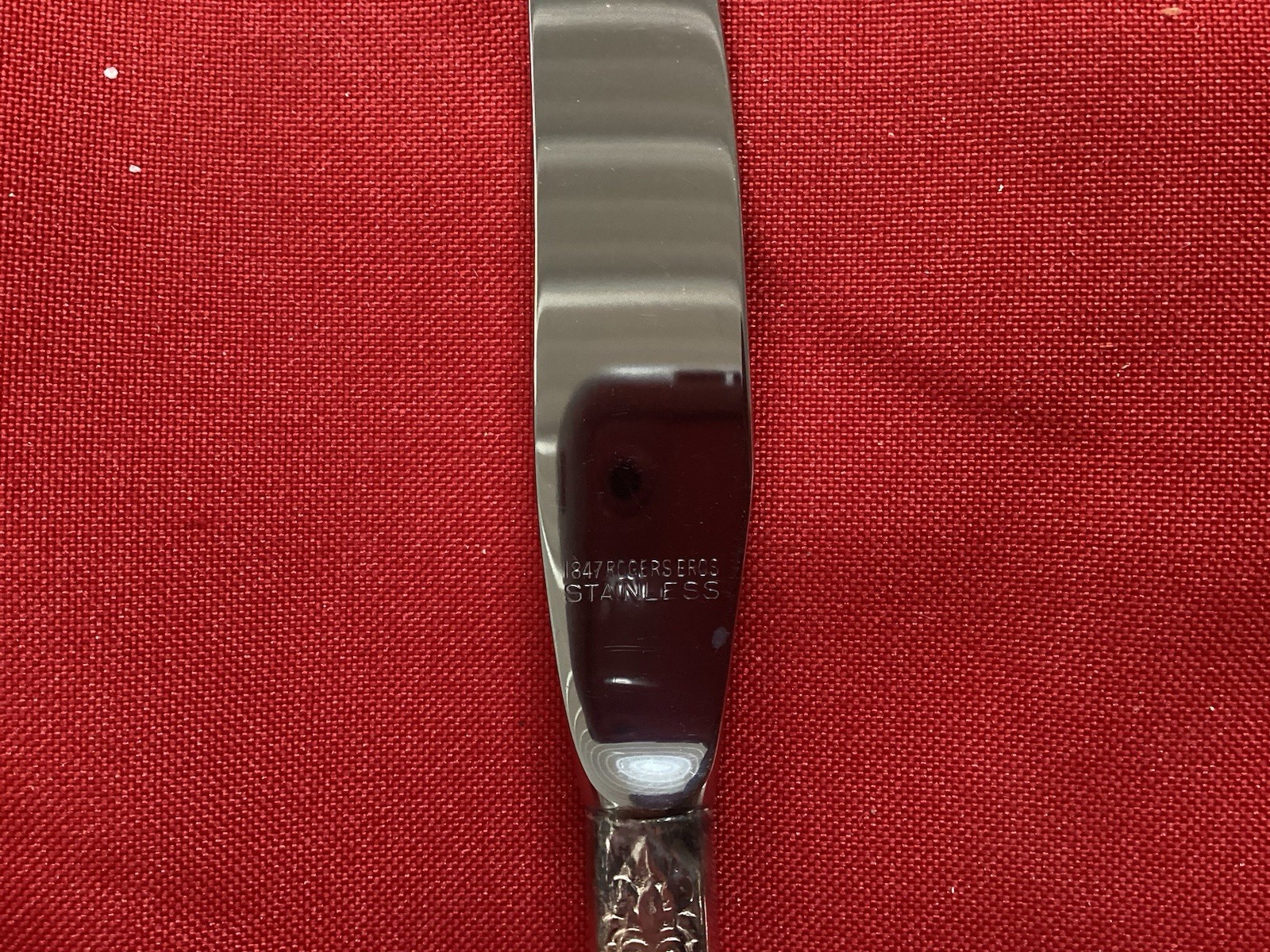 8 Knives Rogers Bros. Adoration Silverplate 8 1/2”