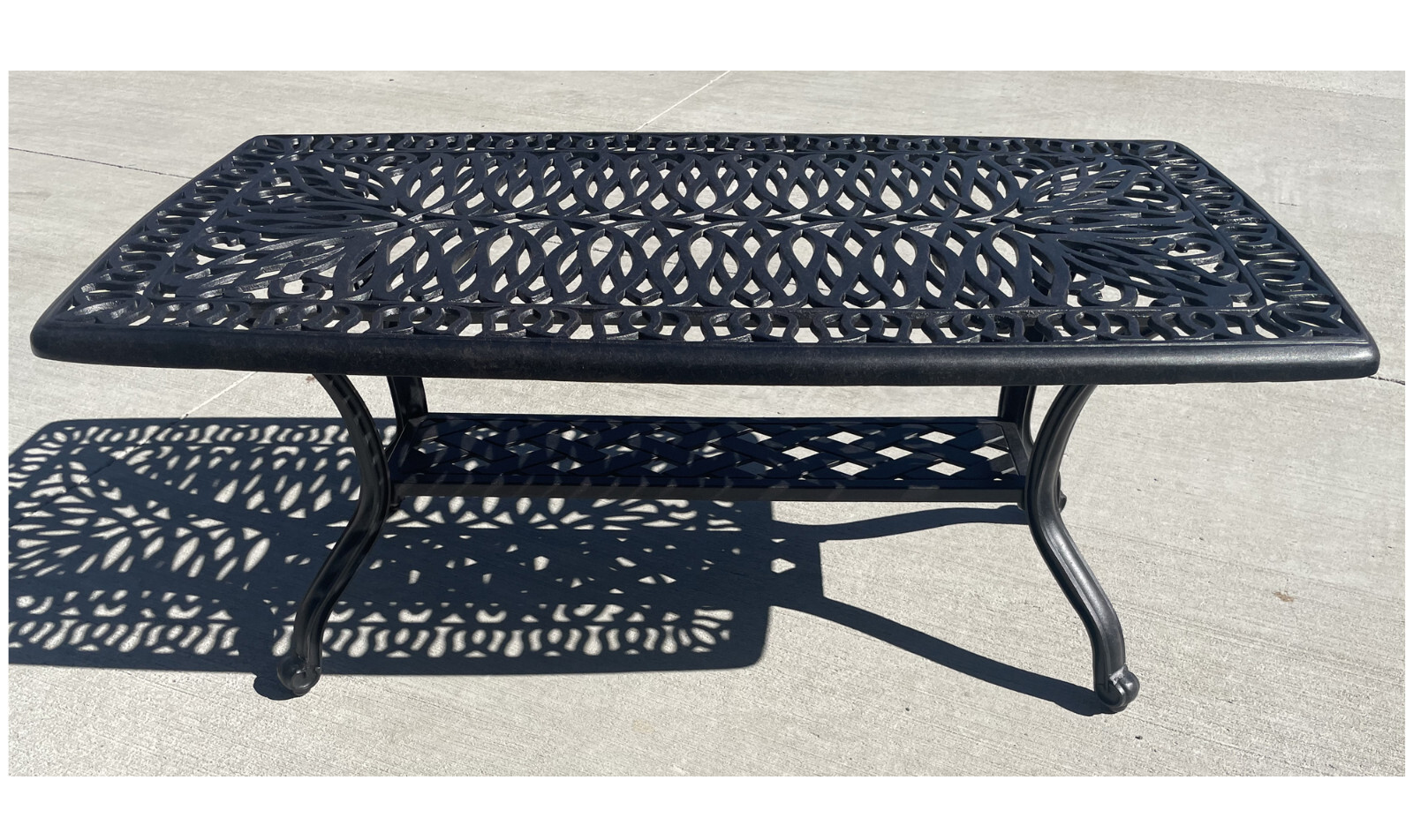 Outdoor patio furniture coffee table Elisabeth garden cast aluminum Decor Bronze