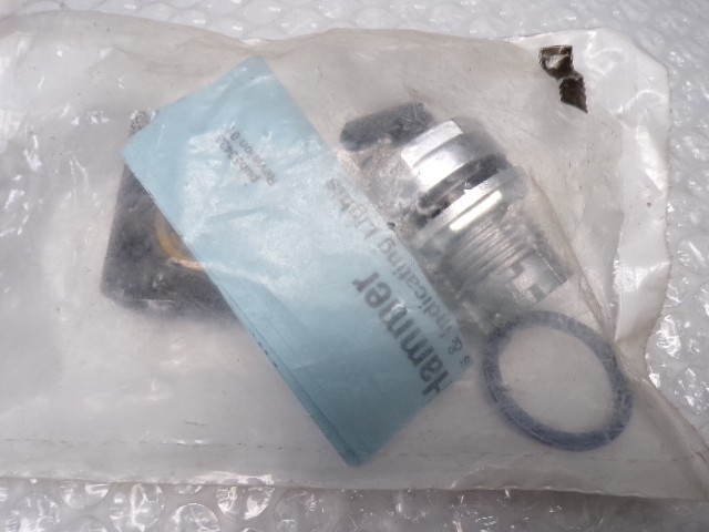 CUTLER HAMMER EM22XG61 SER.B1 SELECTOR SWITCH KNOB NSMP