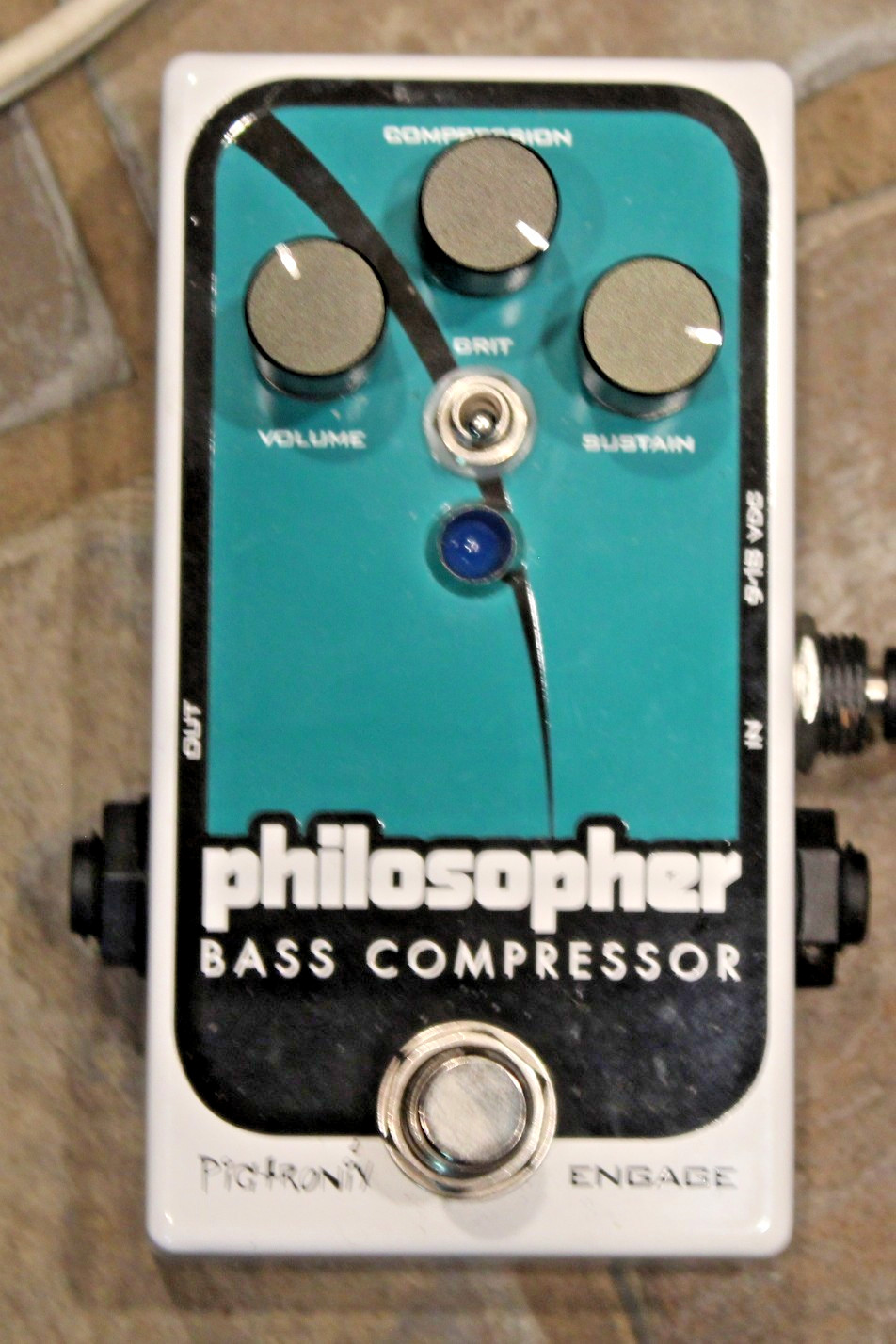Pigtronix Philosopher Bass Compressor Sustainer Analog Pedal Open Box LN