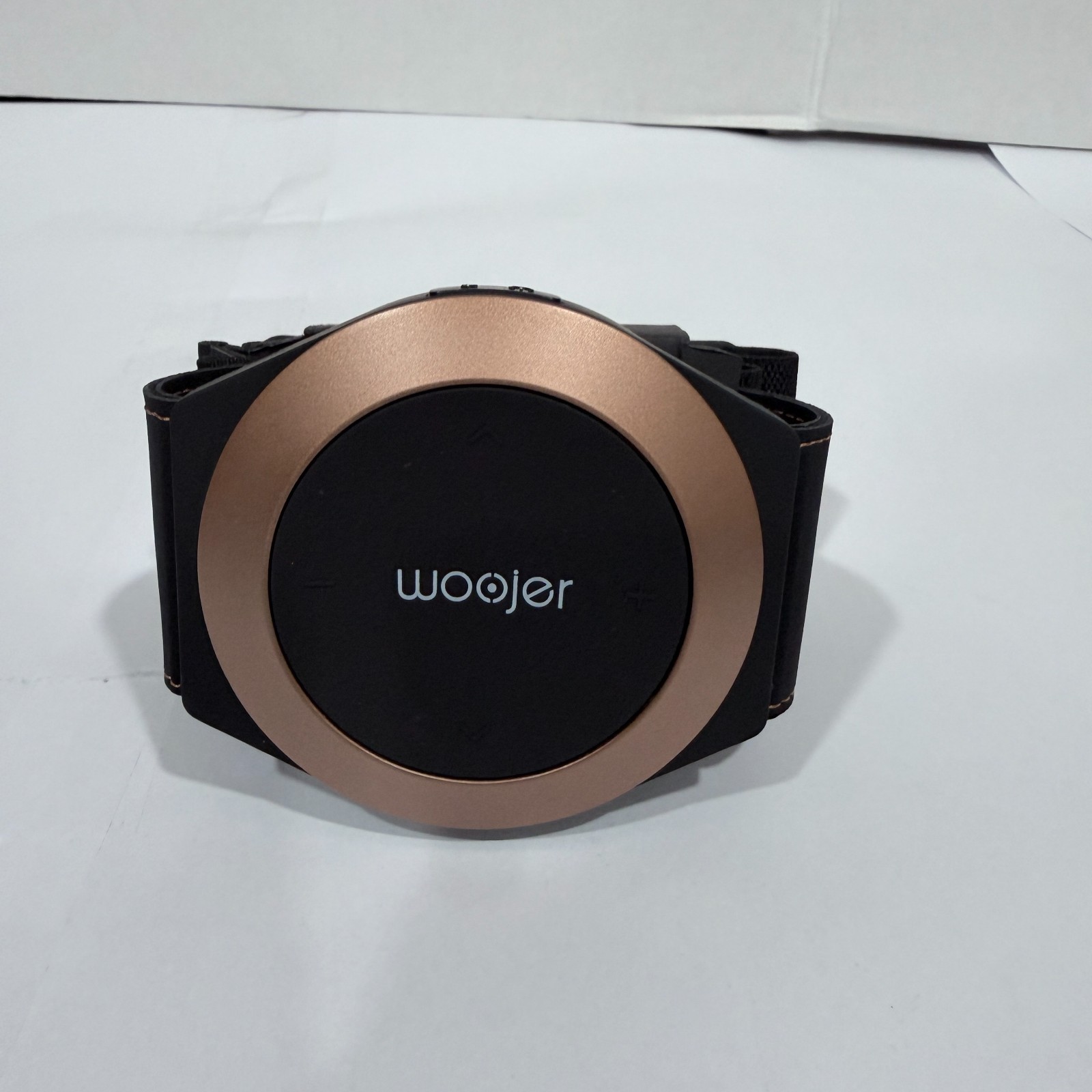 Woojer Strap Edge Haptic Strap WJRSE101 New Open Box Complete Accessories