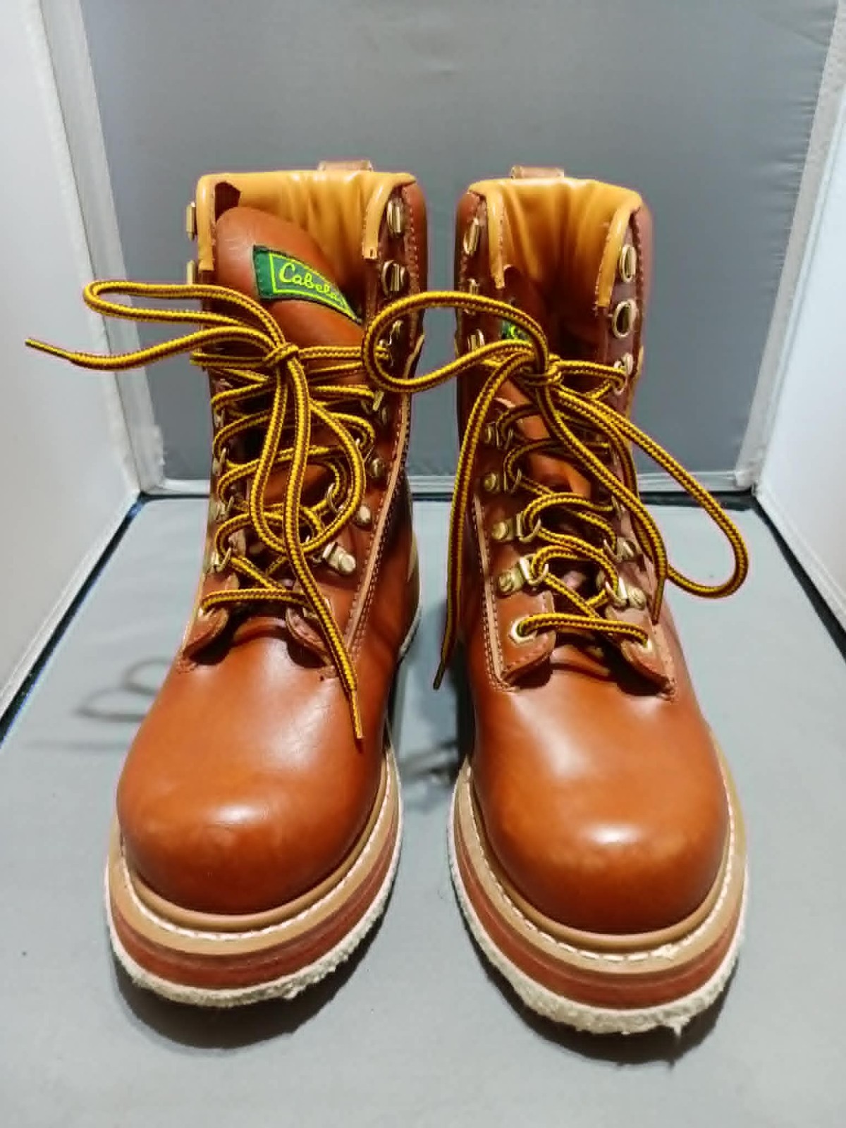 VGC! Cabela's Felt Bottom Fly Fishing Brown Faux Leather Boots 82113007 Men's 8