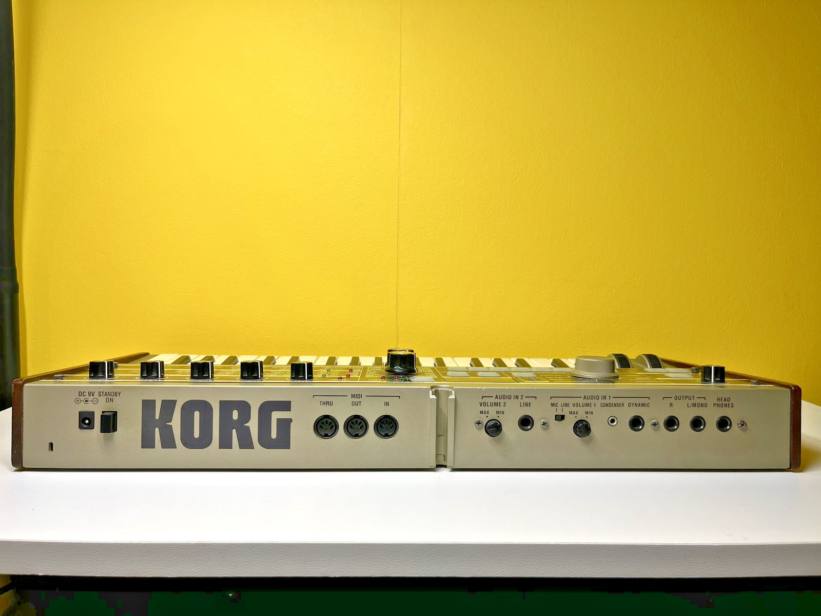 KORG MicroKORG Synthesizer Vocoder w/ PSU & MIC | Beautiful Condition