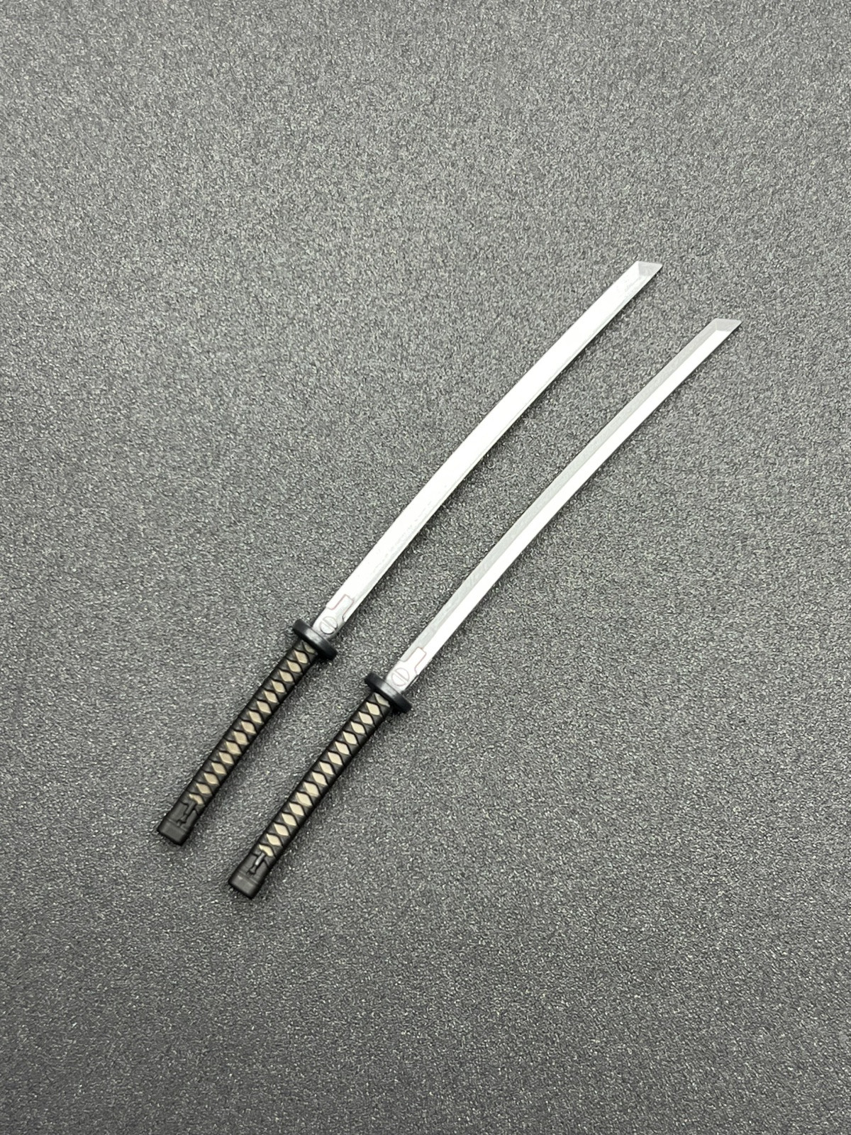 SH Figuarts Deadpool & Wolverine Marvel MCU Fodder Swords
