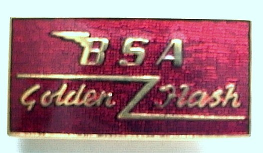 MOTORCYCLE PIN BADGE 'BSA GOLD FLASH' RED MOTORBIKE LAPEL BADGE - BG70C