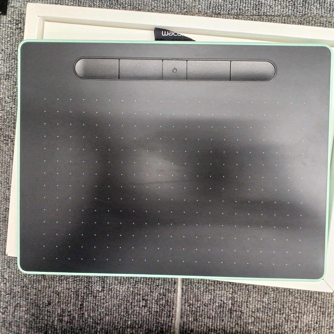 Wacom Intuos Medium CTL-6100WL Black Wireless 2018 Model Pen Tablet Tested