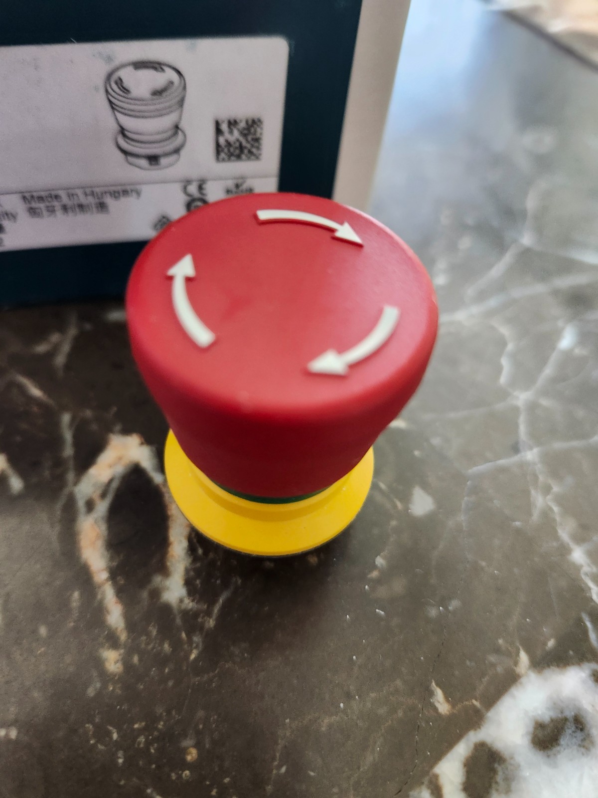 1.30.273.502/0300 RAFIX 22 FS+ New Emergency stop button switches